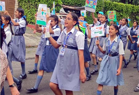 Students of Sant Ishar Singh Public School